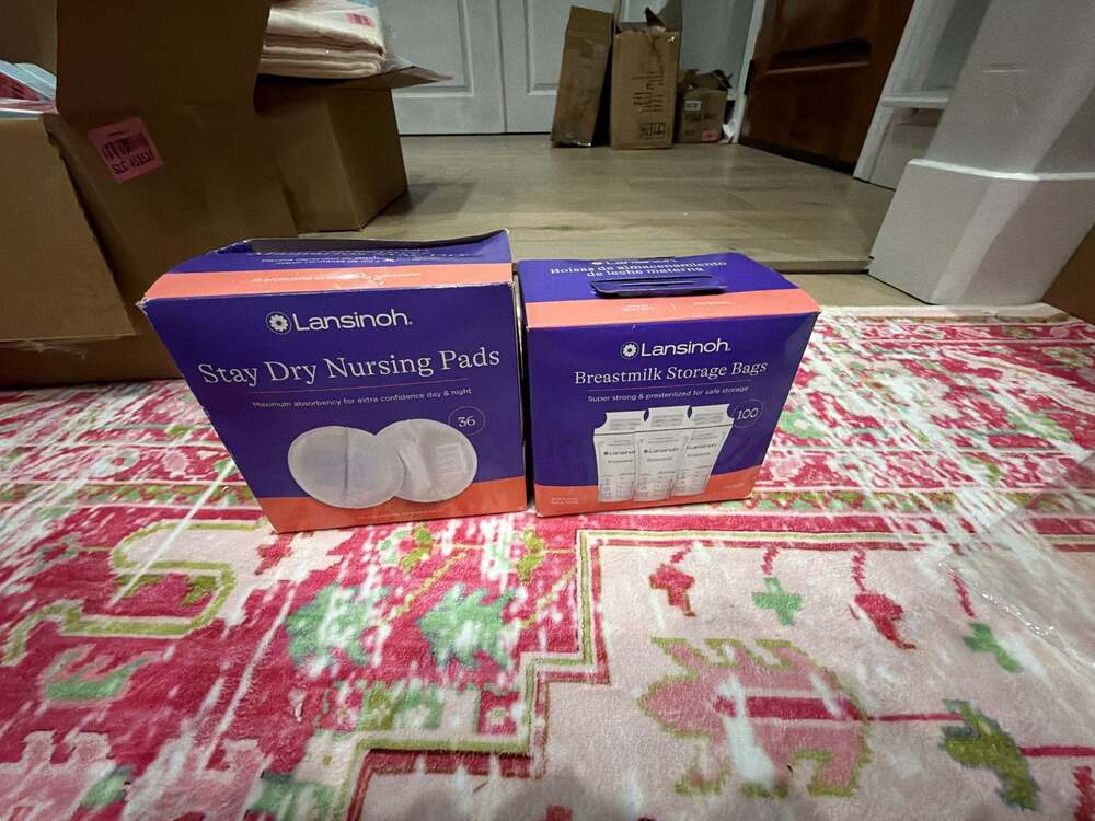 Lansinoh Stay Dry Nursing Pads (36 Ct)and Breastmilk Storage Bags (100 Ct)Bundle